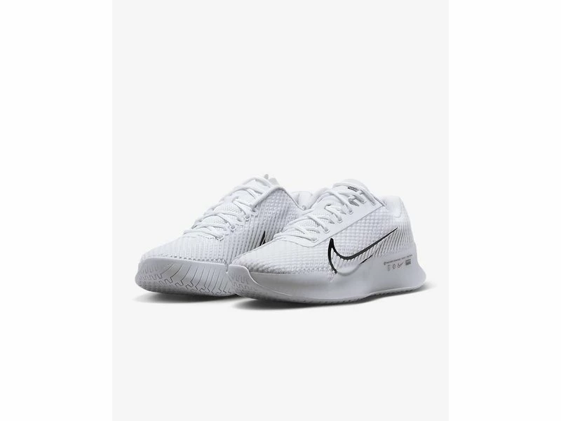 Nike Zoom Vapor 11 Women's Shoe- White/Black 7 Nike Zoom Vapor 11 Women's Shoe- White/Black - Image 5