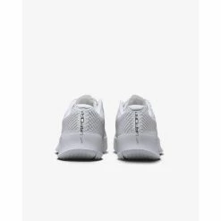 Nike Zoom Vapor 11 Women's Shoe- White/Black 13 Nike Zoom Vapor 11 Women's Shoe- White/Black -CLASH Shop nike zoom vapor 11 womens shoe white black 5